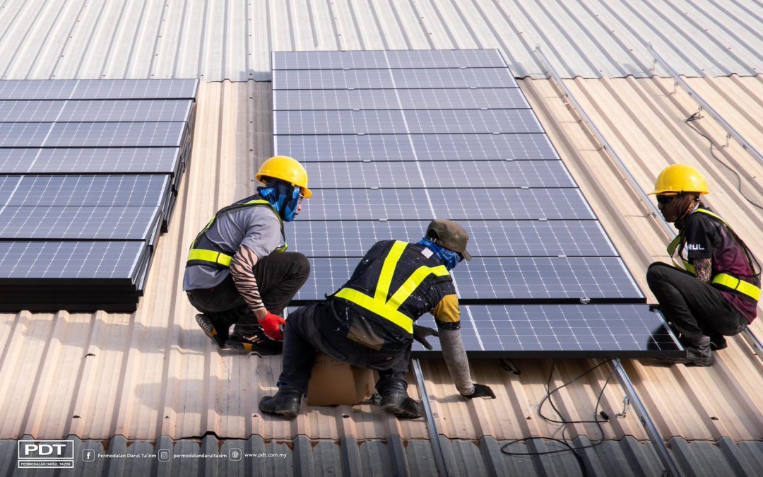 PEMASANGAN PANEL SOLAR DI BANGUNAN MILIK PBT JOHOR GIAT DILAKSANAKAN